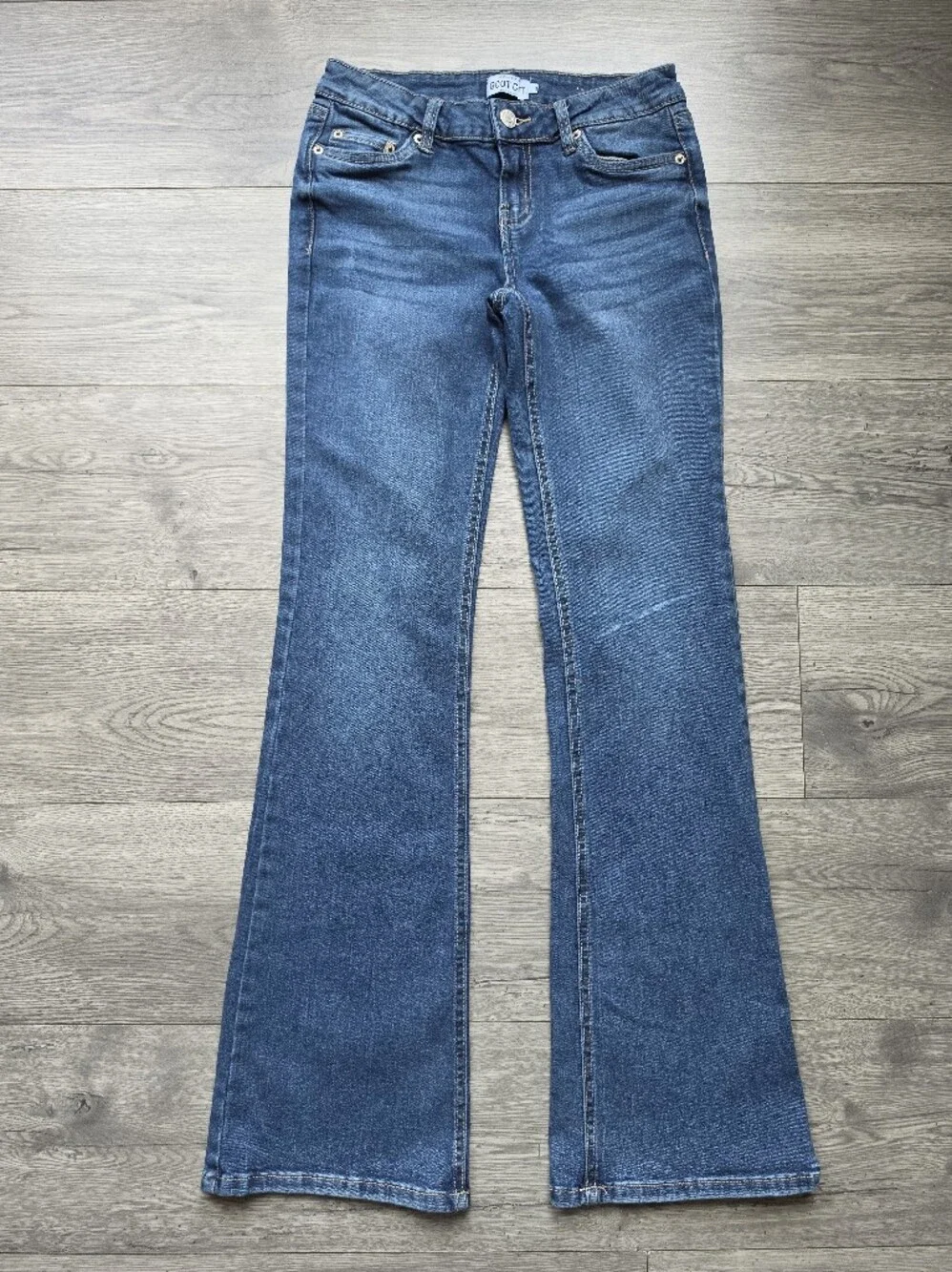 Classic Mid-Blue Women's Stretch Jeans